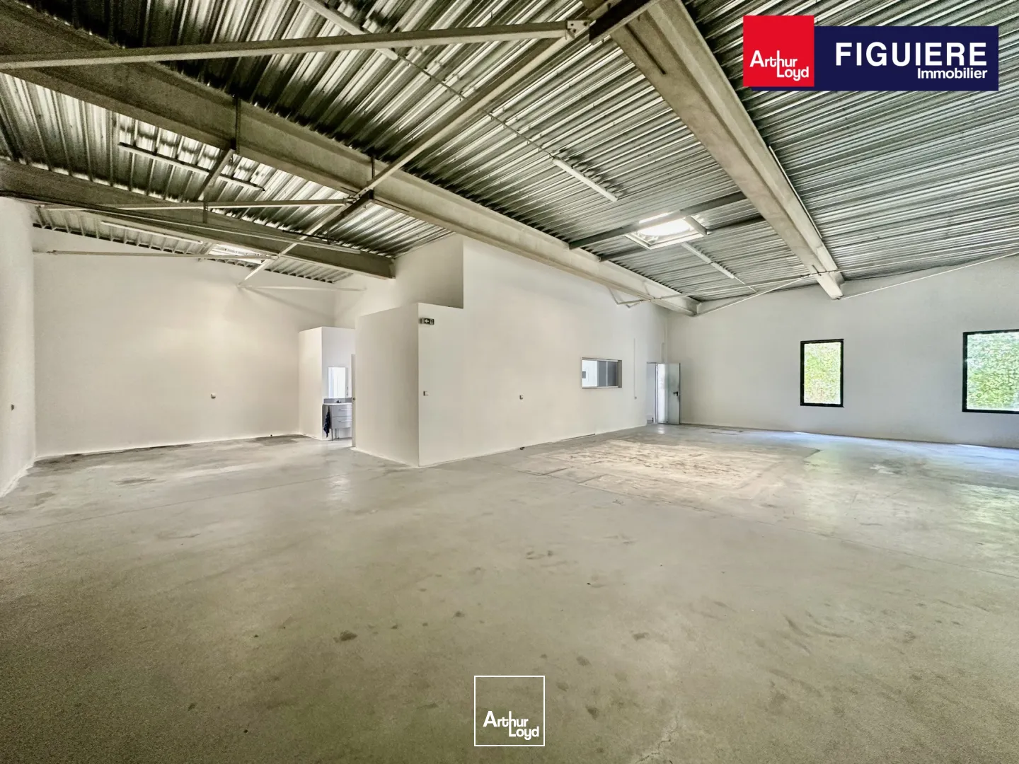 Locaux d'activité & Entrepôts - Location - CHATEAUNEUF LE ROUGE - 13790 - 259-259 - 7608582