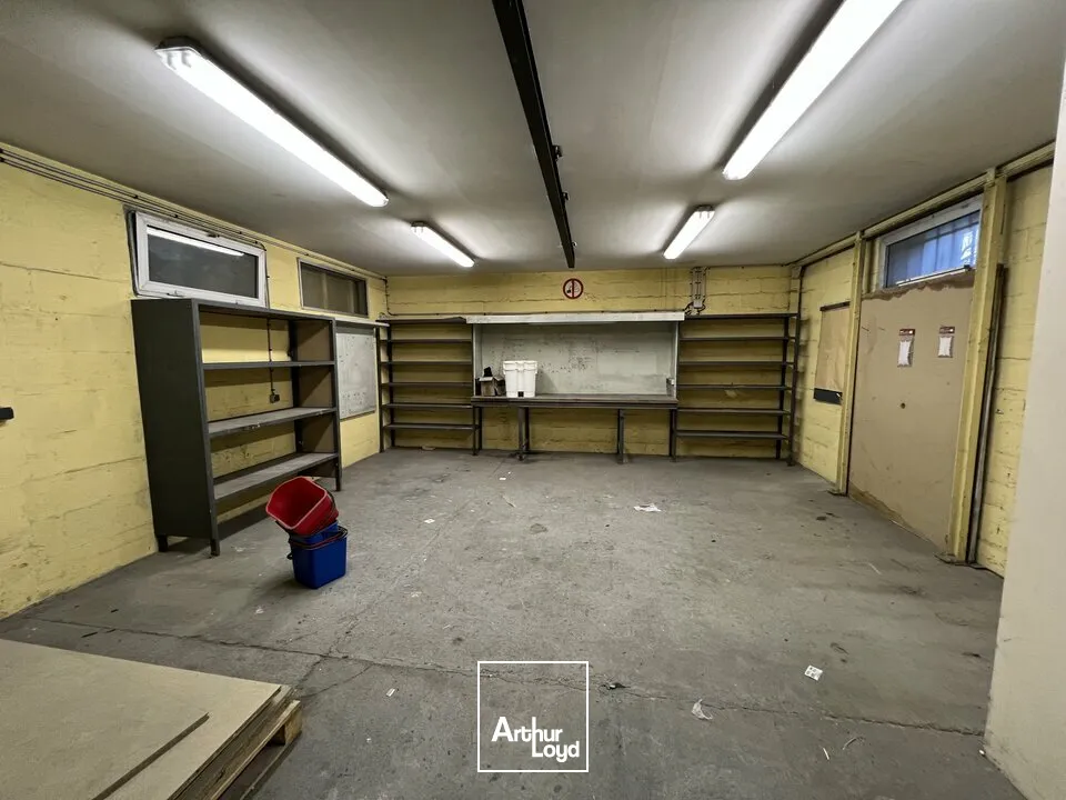 Locaux d'activité & Entrepôts - Location - ANGOULEME - 16000 - 300-300 - 7608619