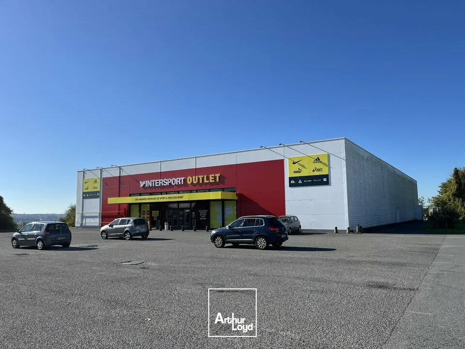 Locaux commerciaux - Location - CHAMPNIERS - 16430 - 2024-2024 - 7608614