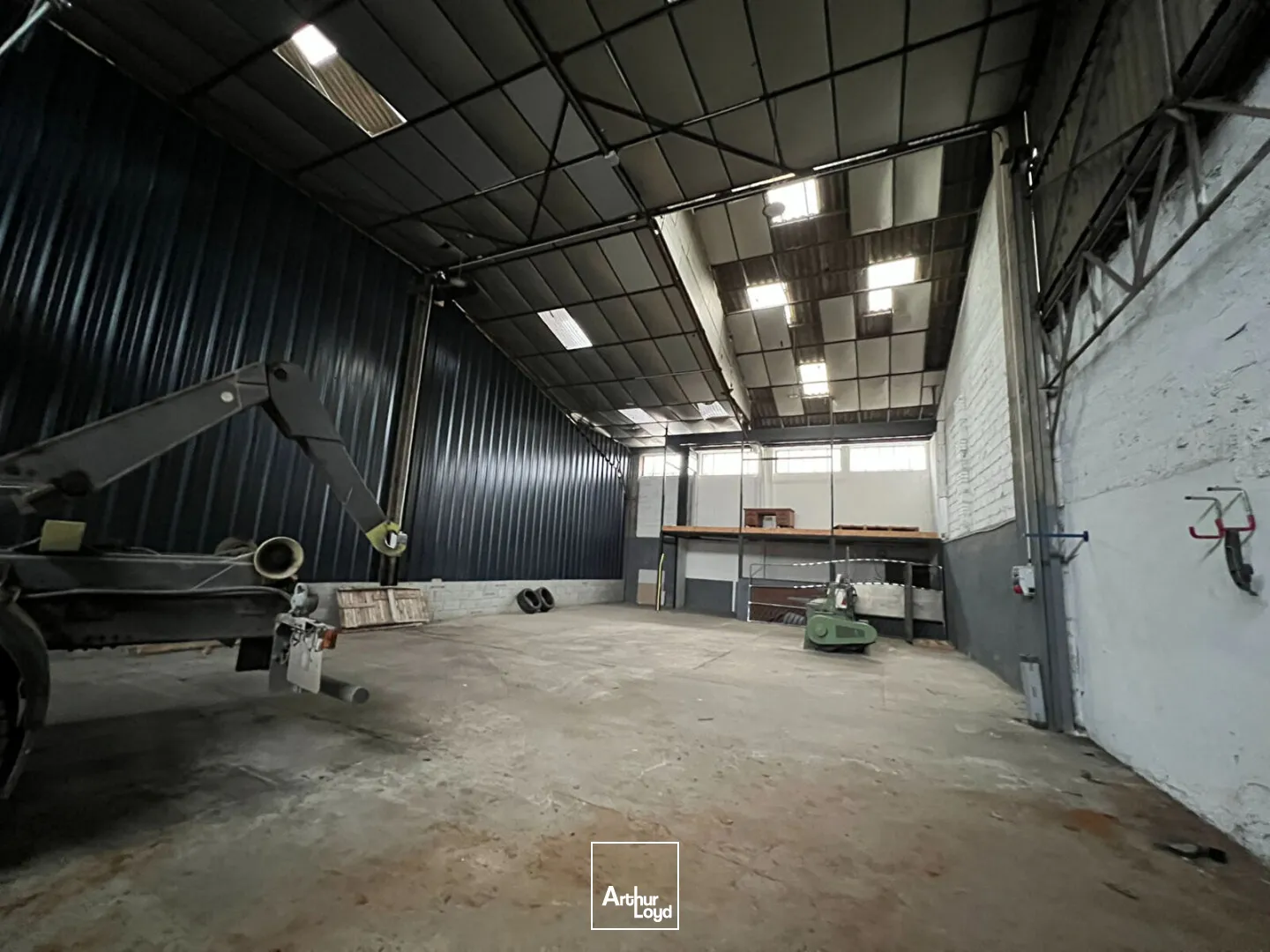 Locaux d'activité & Entrepôts - Location - ROANNE - 42300 - 328-328 - 7608807