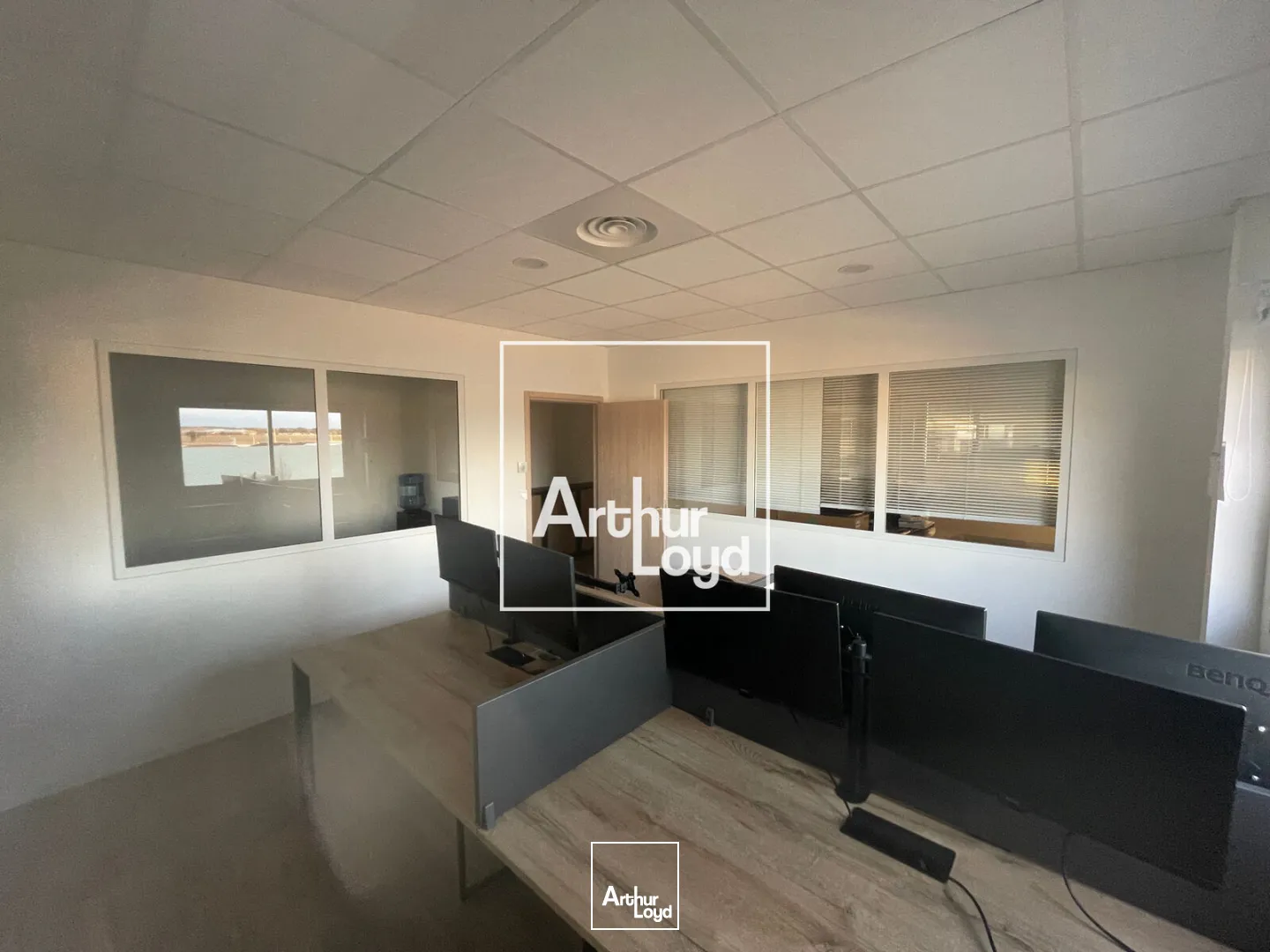 Locaux d'activité & Entrepôts - Location - PORTIRAGNES - 34420 - 1080-1080 - 7608879