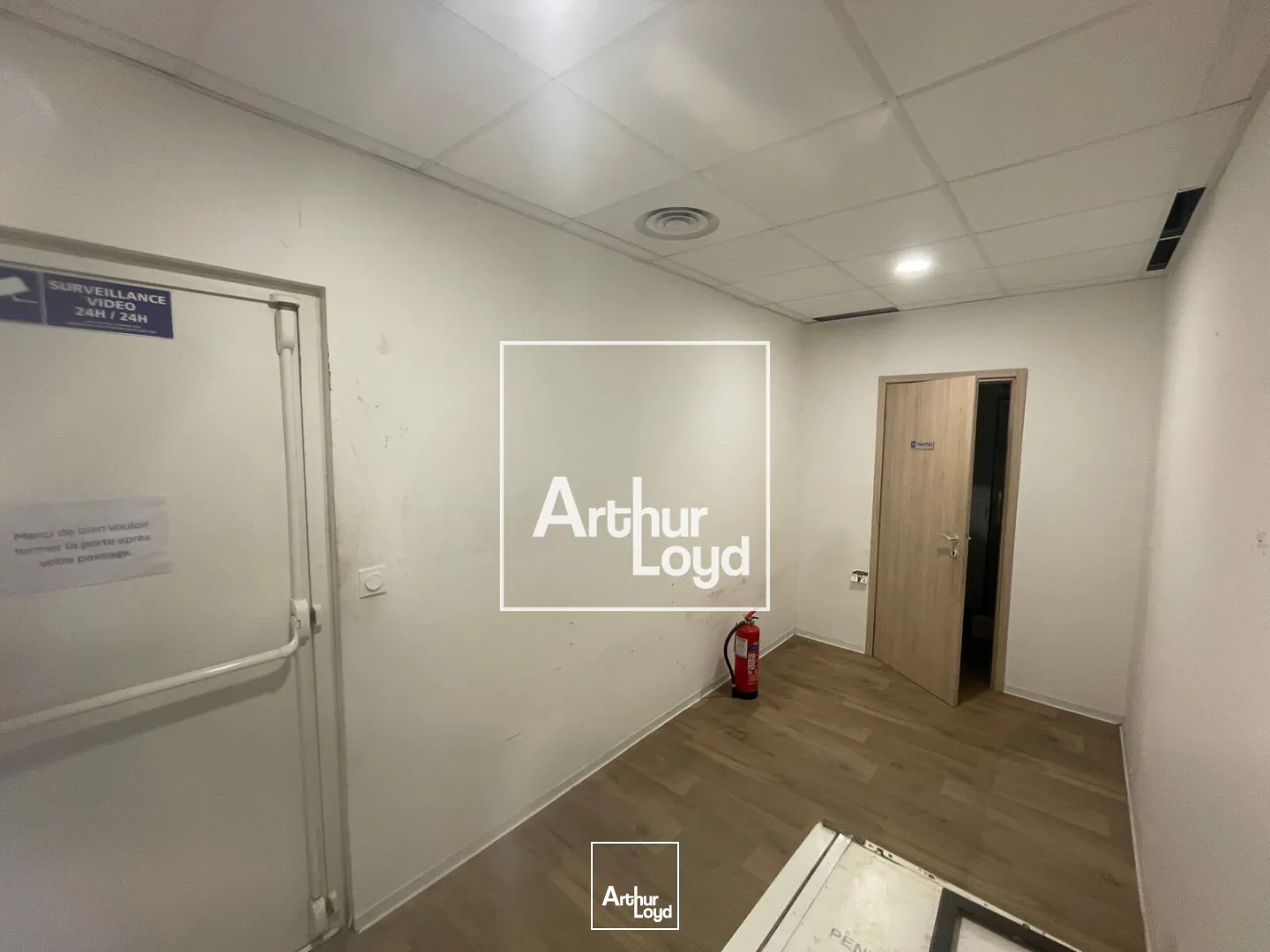 Locaux d'activité & Entrepôts - Location - PORTIRAGNES - 34420 - 1080-1080 - 7608888