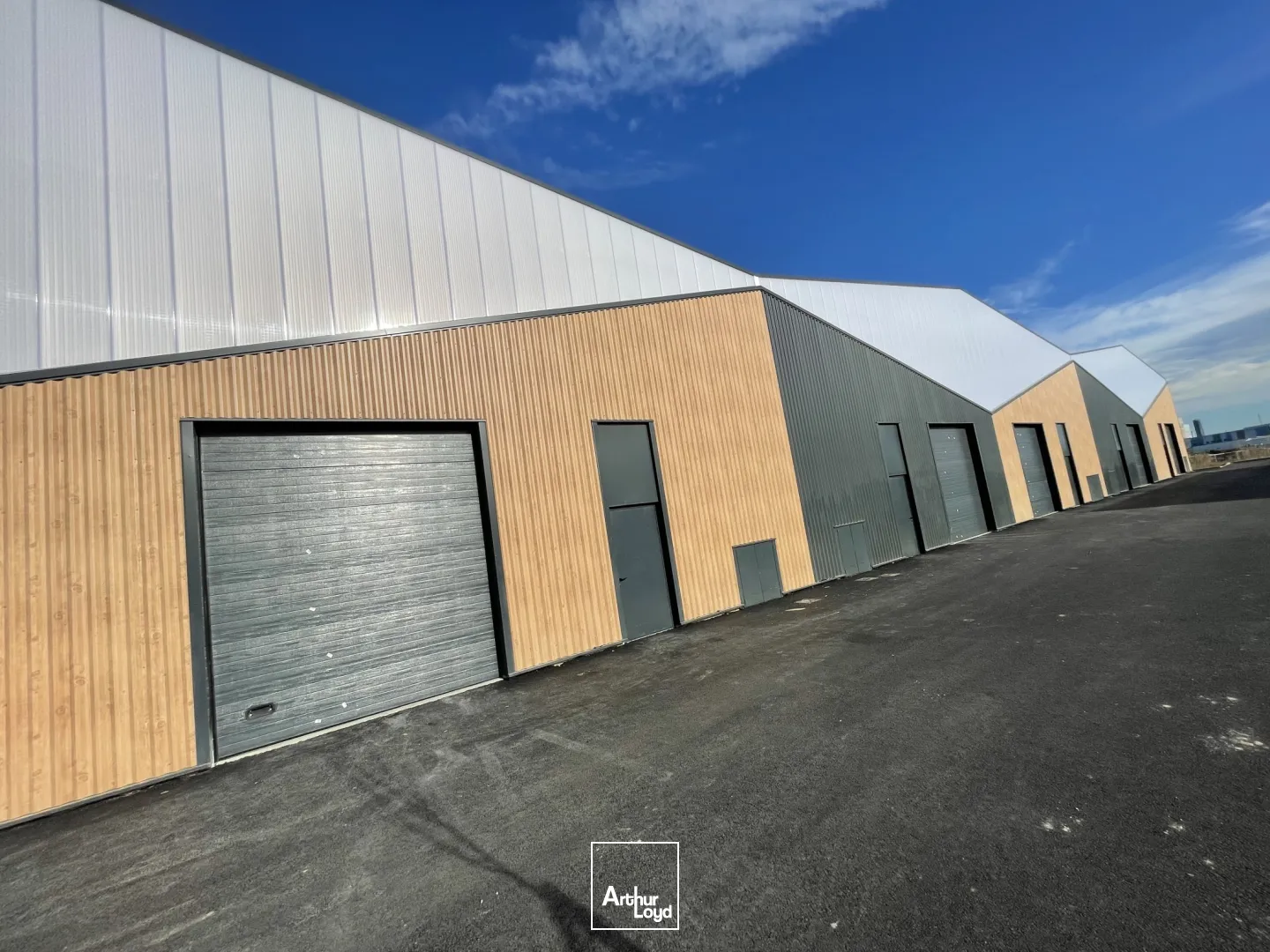 Locaux d'activité & Entrepôts - Vente - BEZIERS - 34500 - 265-795 - 7608902