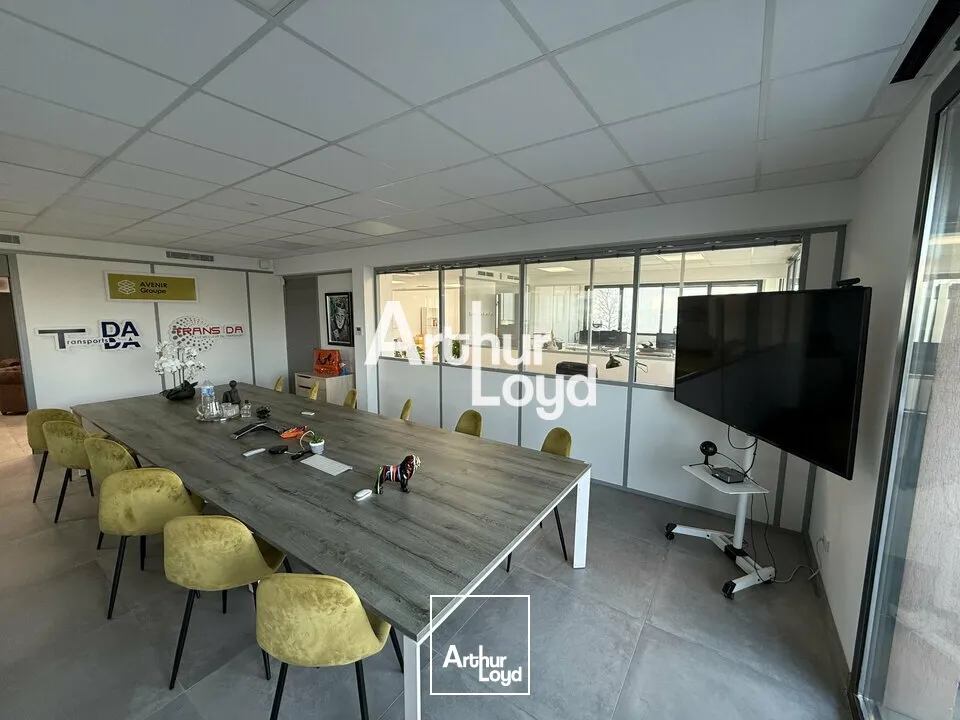Bureaux - Location - FRÉJUS - 83600 - 152-152 - 7609372