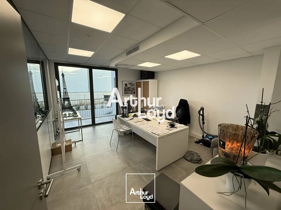 Bureaux - Location - FRÉJUS - 83600 - 152-152 - 7609374