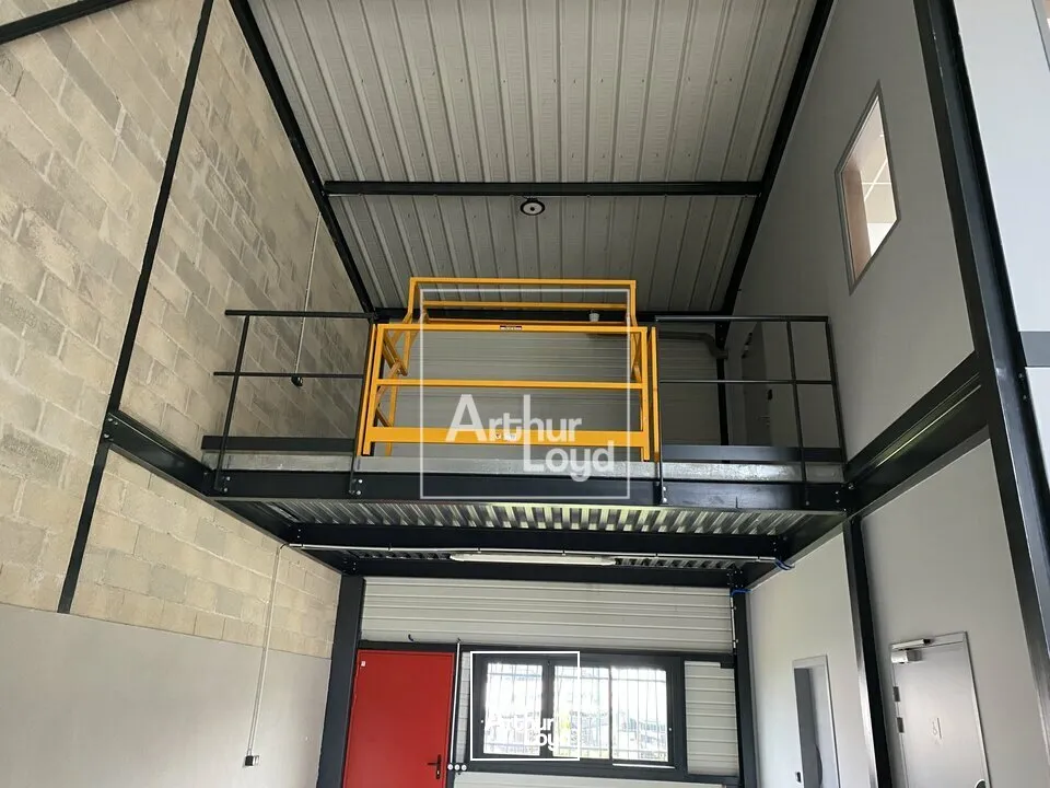 Locaux d'activité & Entrepôts - Location - ORMOY - 91540 - 163-657 - 7609429