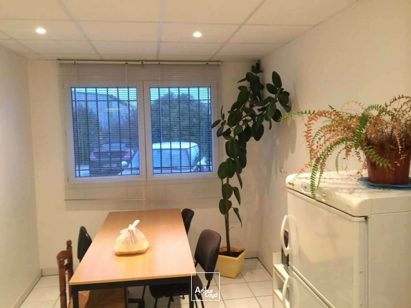 Locaux d'activité & Entrepôts - Location - ALIZAY - 27460 - 300-300 - 7609705