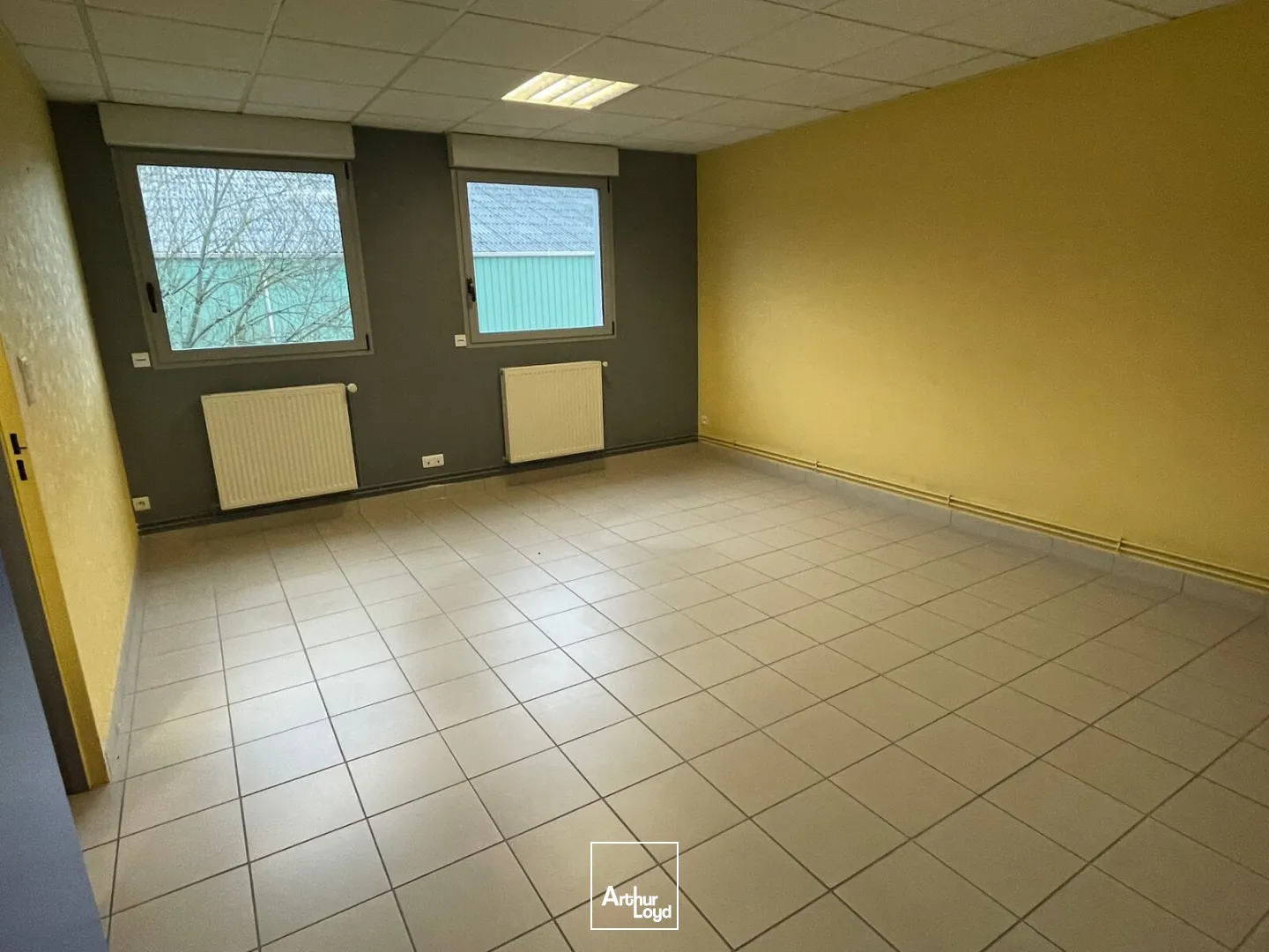Bureaux - Location - PONT AUDEMER - 27500 - 165-330 - 7609713