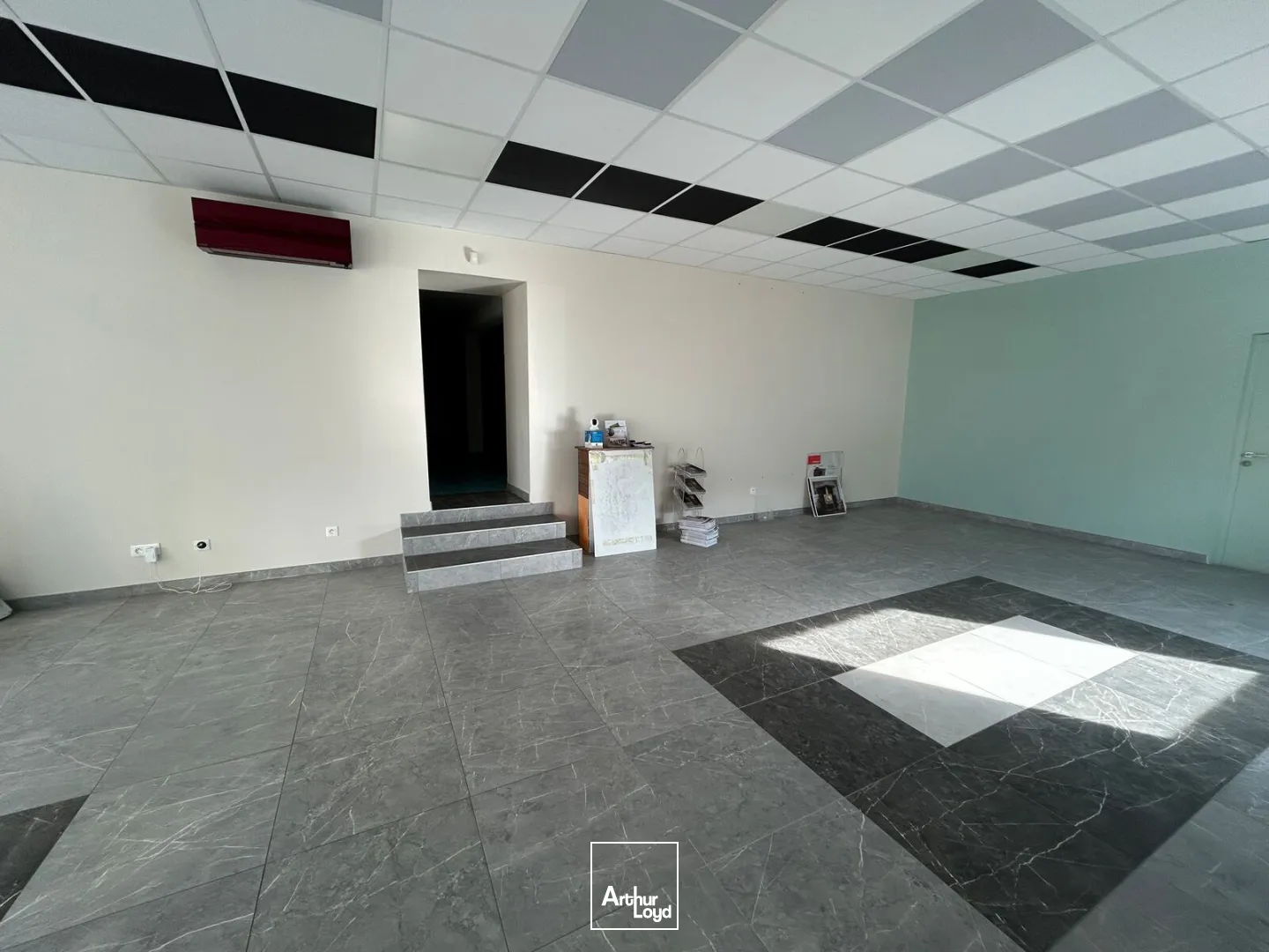 Locaux d'activité & Entrepôts - Vente - PERPIGNAN - 66000 - 451-451 - 7609856