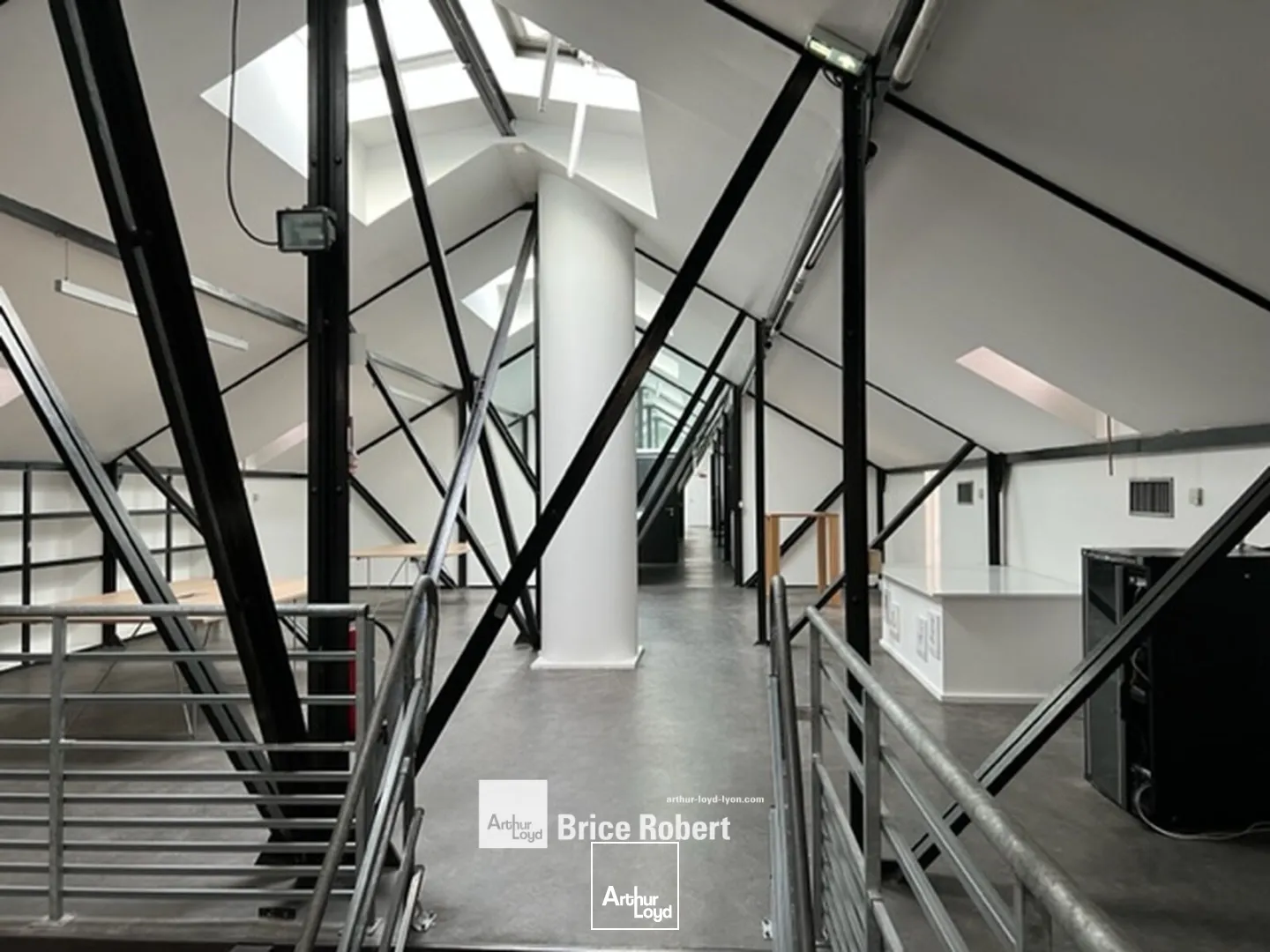 Bureaux - Location - LYON - 69006 - 125-682 - 7610033