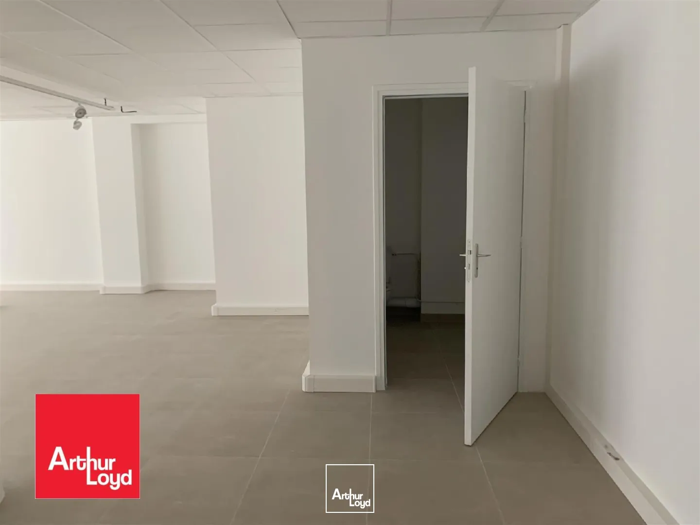 Locaux commerciaux - Location - CHARTRES - 28000 - 95-95 - 7610123