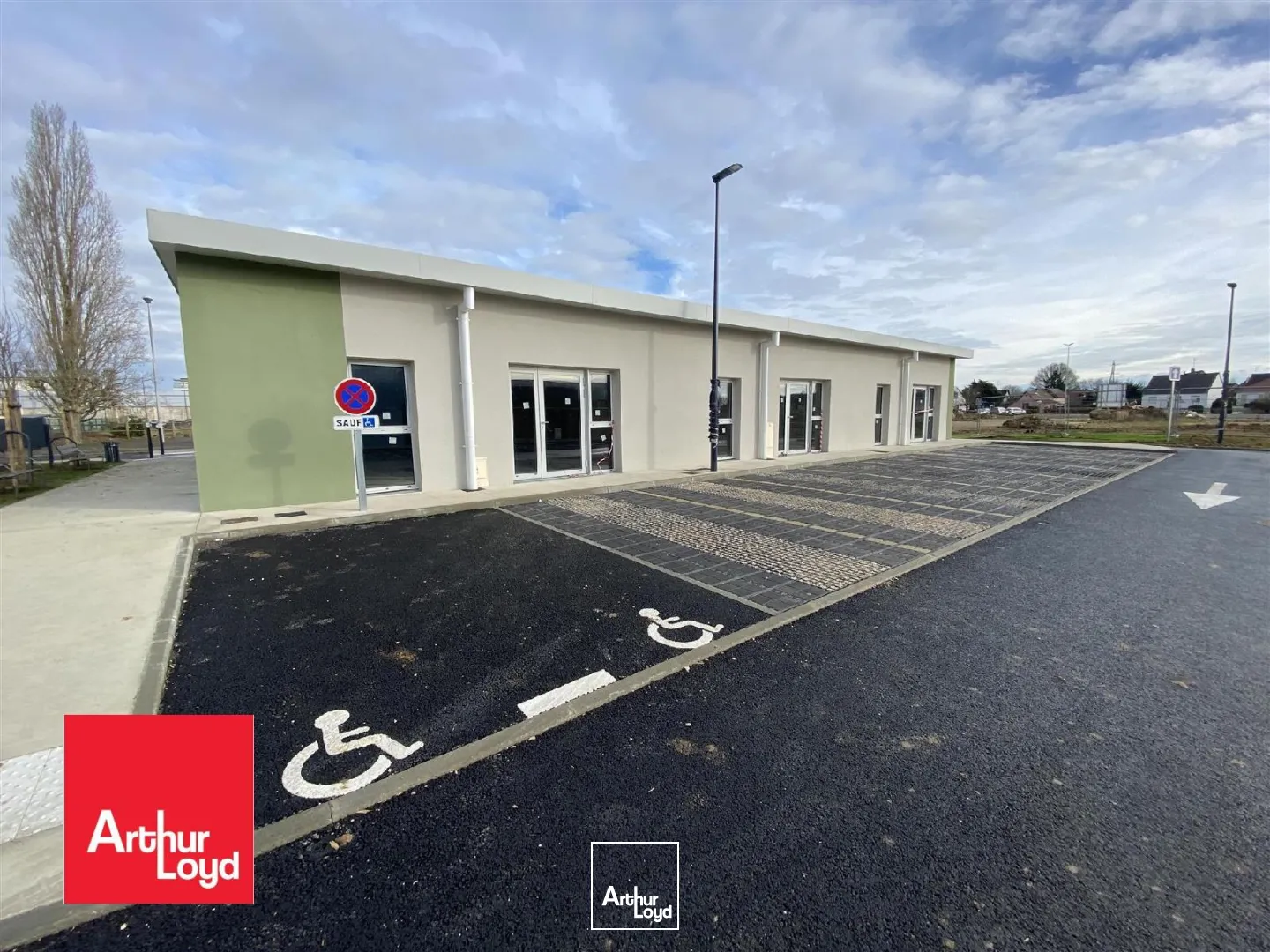Locaux commerciaux - Vente - LUISANT - 28600 - 284-284 - 7610162