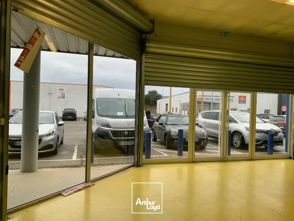 Locaux commerciaux - Location - ORANGE - 84100 - 602-602 - 7610179