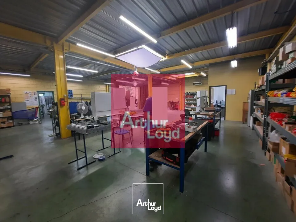 Locaux d'activité & Entrepôts - Vente - RIOM - 63200 - 965-965 - 7610199