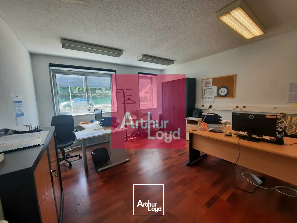 Locaux d'activité & Entrepôts - Vente - RIOM - 63200 - 965-965 - 7610200