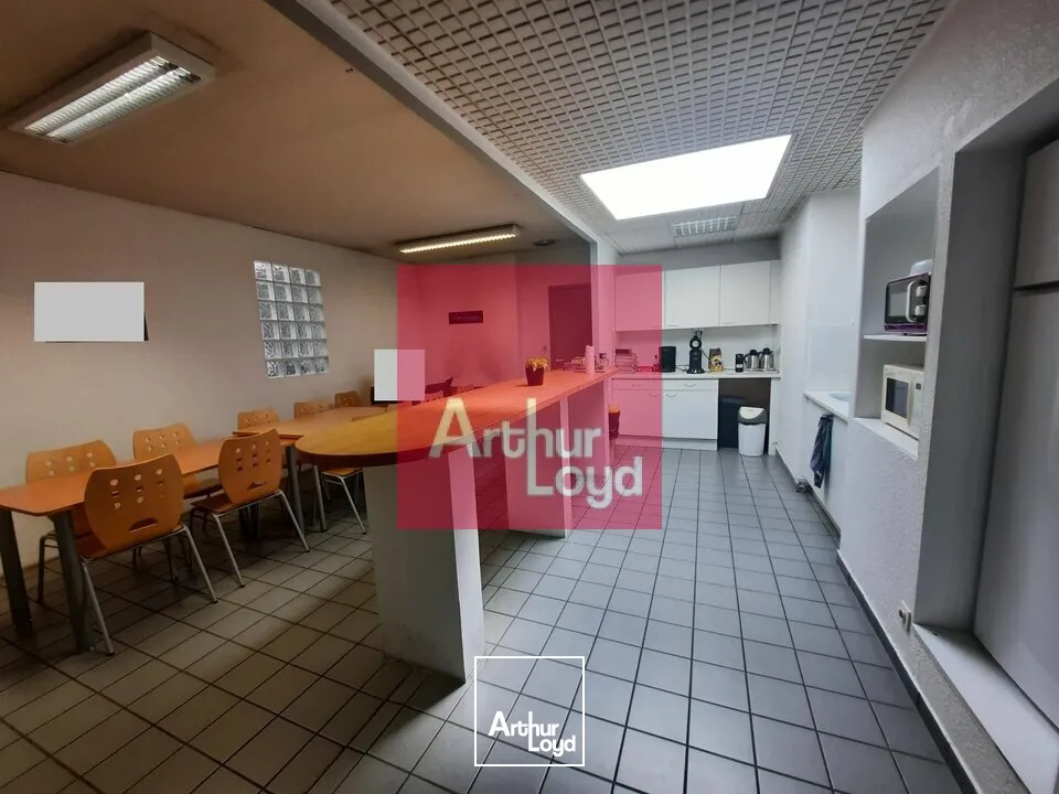 Locaux d'activité & Entrepôts - Vente - RIOM - 63200 - 965-965 - 7610203