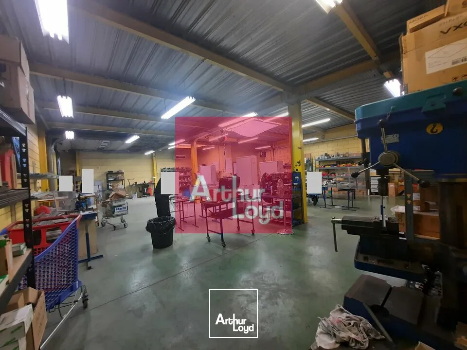 Locaux d'activité & Entrepôts - Vente - RIOM - 63200 - 965-965 - 7610204