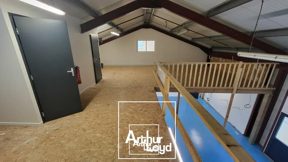 Locaux d'activité & Entrepôts - Location - USSAC - 19270 - 250-250 - 7610236