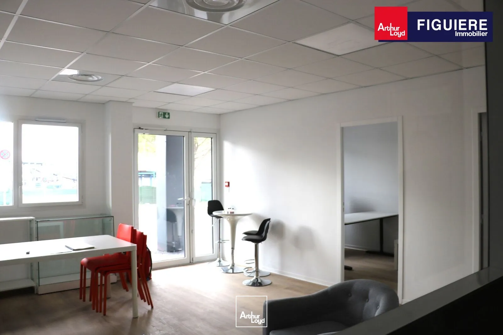 Locaux d'activité & Entrepôts - Location - ROUSSET - 13790 - 213-577 - 7610306