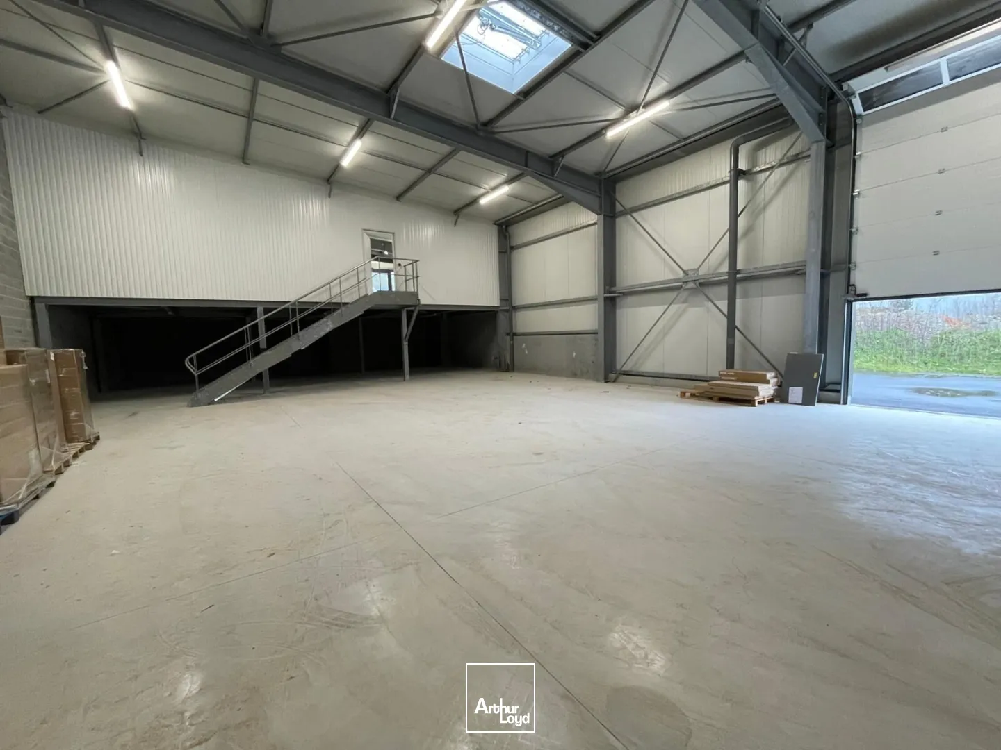 Locaux d'activité & Entrepôts - Location - SAINT THURIAU - 56300 - 400-400 - 7610371