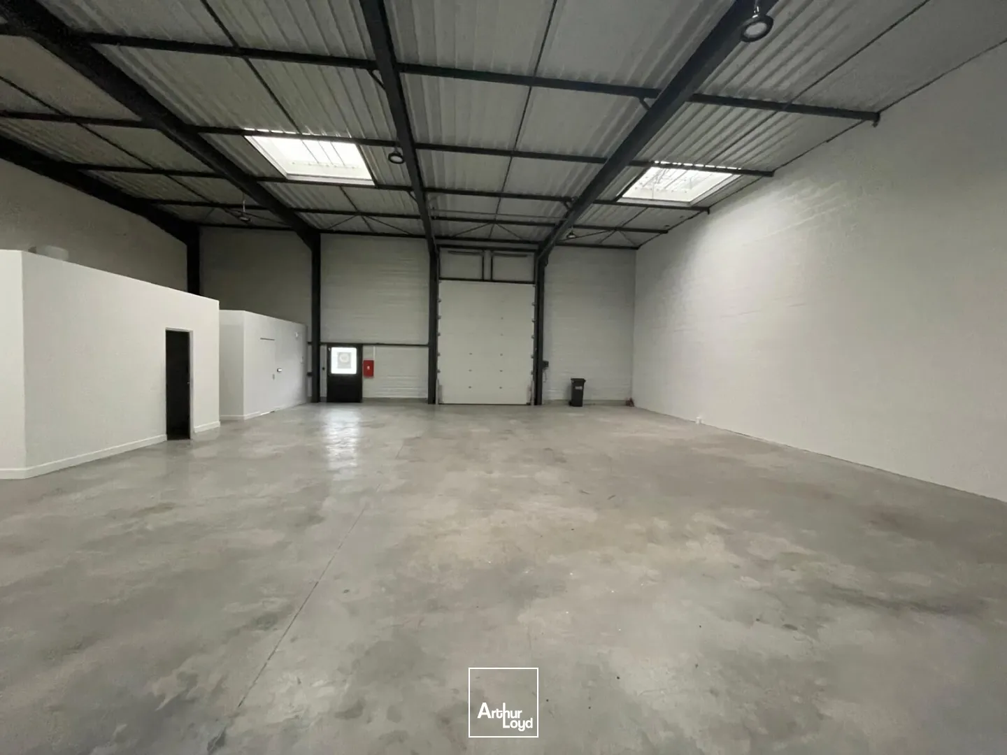 Locaux d'activité & Entrepôts - Location - PLESCOP - 56890 - 256-256 - 7610379