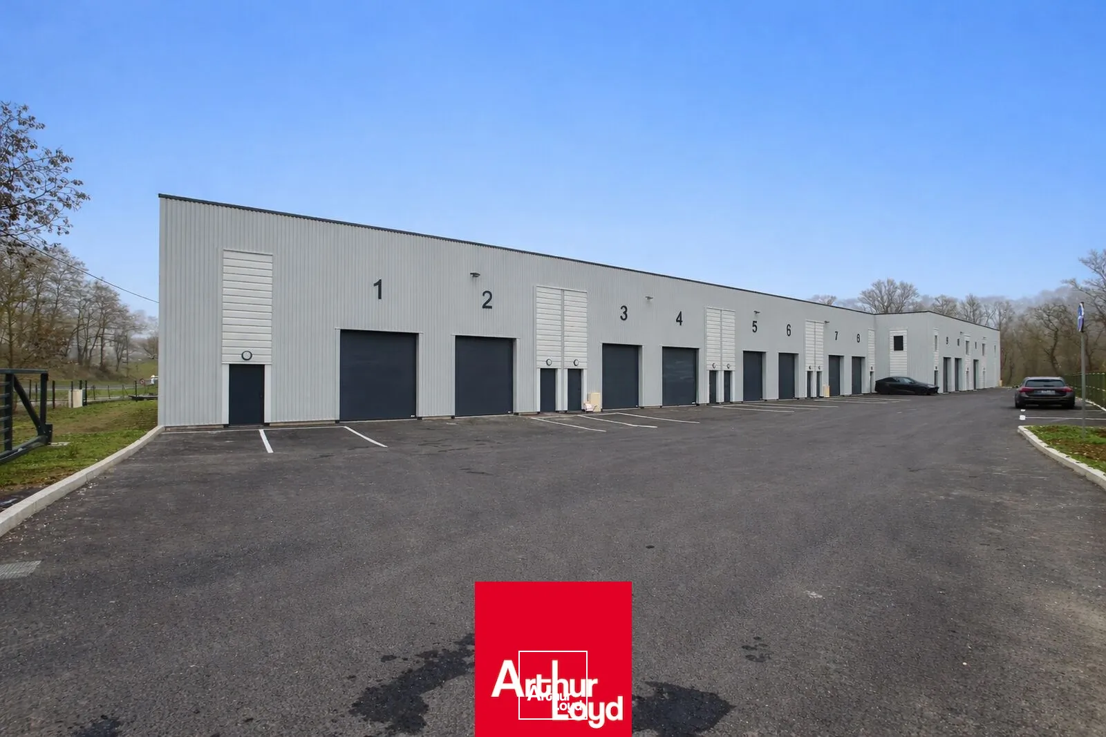 Locaux d'activité & Entrepôts - Vente - SAINT GERMAIN NUELLES - 69210 - 112.76-2755 - 7610424