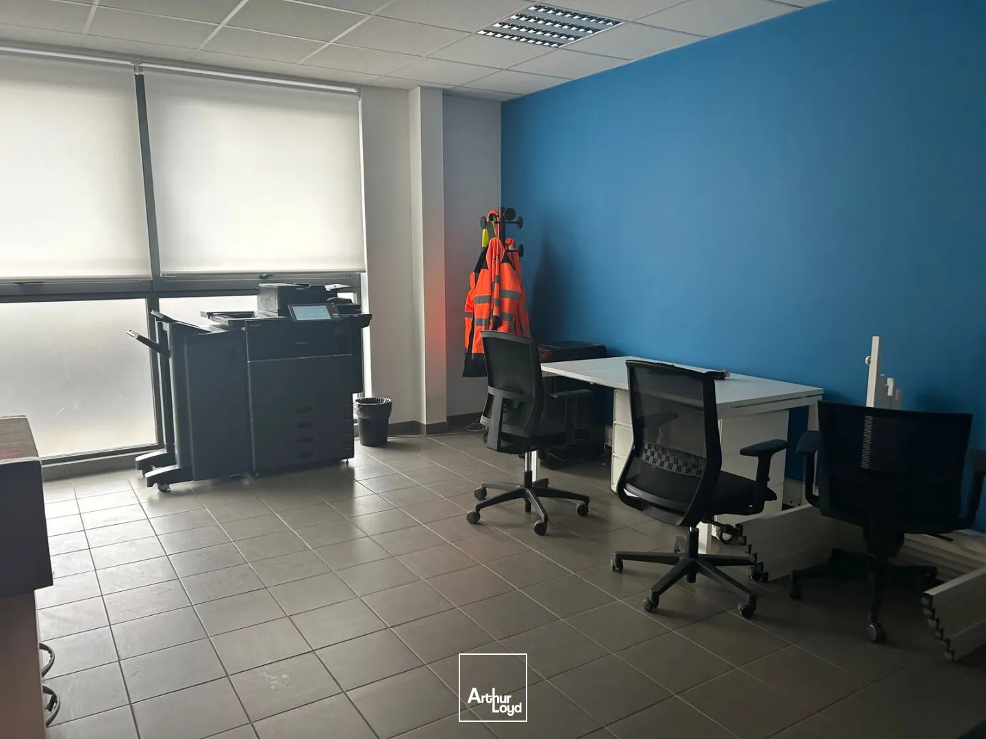 Locaux d'activité & Entrepôts - Location - SAINT ETIENNE DE MONTLUC - 44360 - 315-315 - 7610455