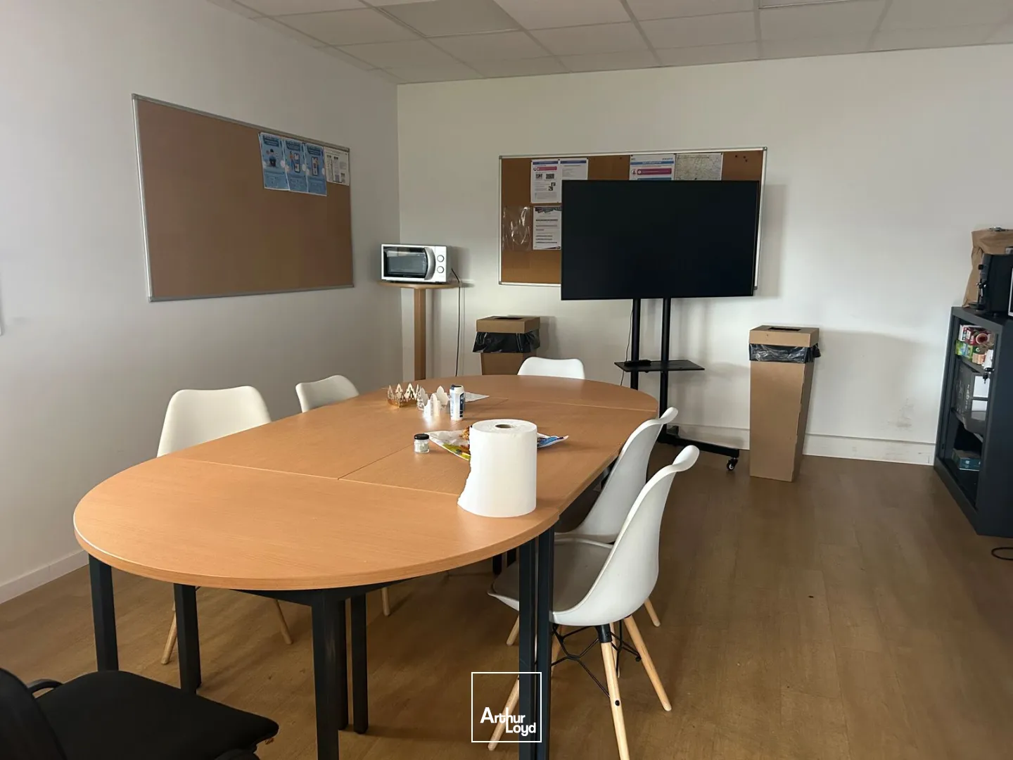 Locaux d'activité & Entrepôts - Location - SAINT ETIENNE DE MONTLUC - 44360 - 315-315 - 7610458