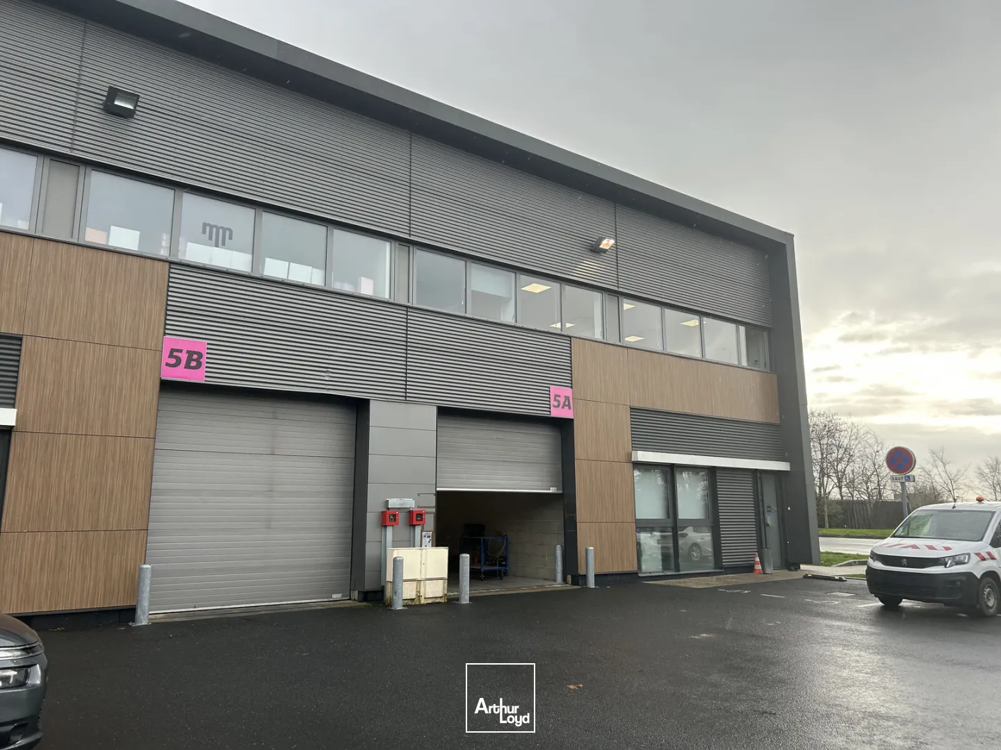 Locaux d'activité & Entrepôts - Location - SAINT ETIENNE DE MONTLUC - 44360 - 315-315 - 7610450