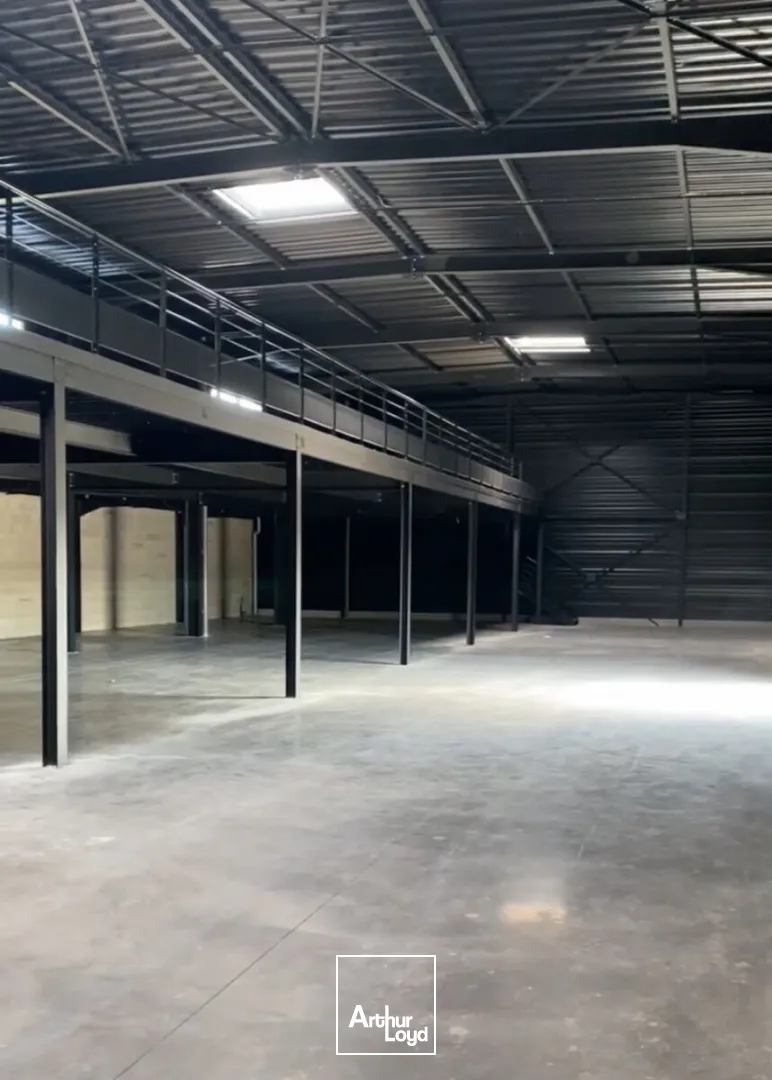 Locaux d'activité & Entrepôts - Location - MABLY - 42300 - 900-900 - 7610469