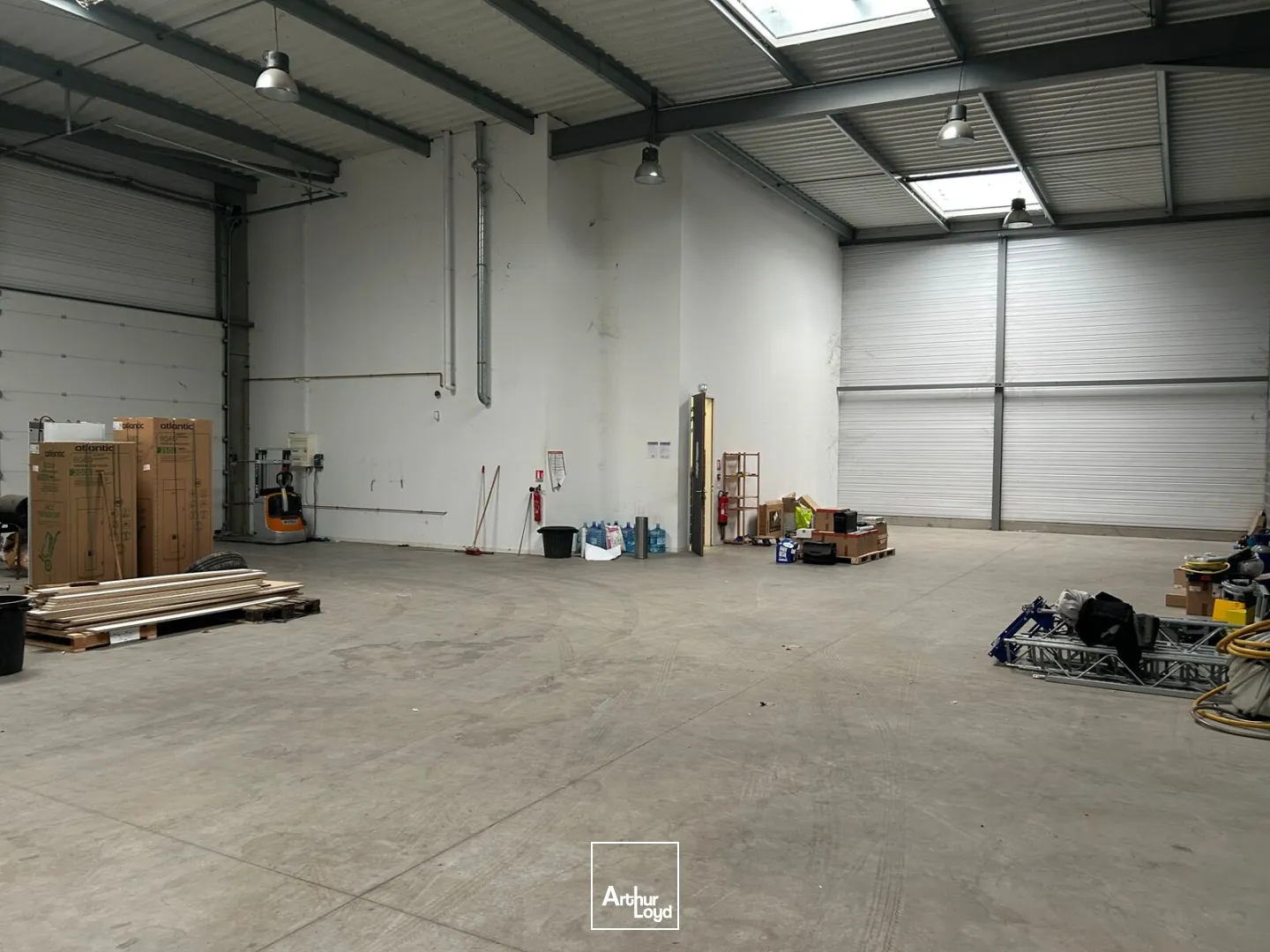 Locaux d'activité & Entrepôts - Location - LESQUIN - 59810 - 517-517 - 7610538