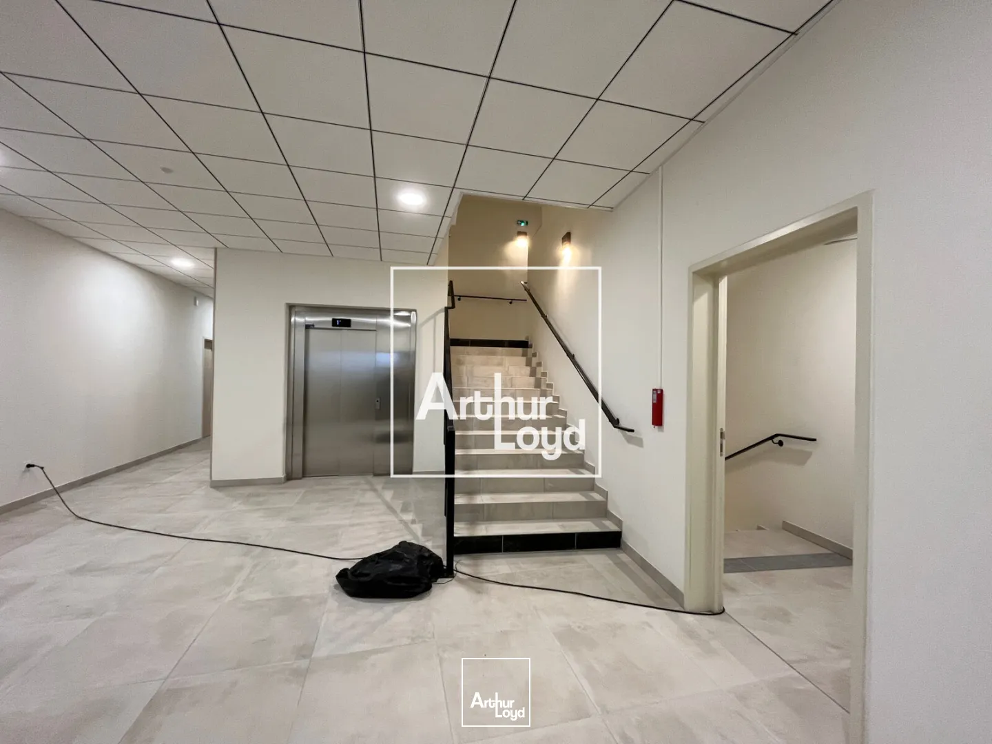 Bureaux - Vente - NARBONNE - 11100 - 35.4-2475.19 - 7610619