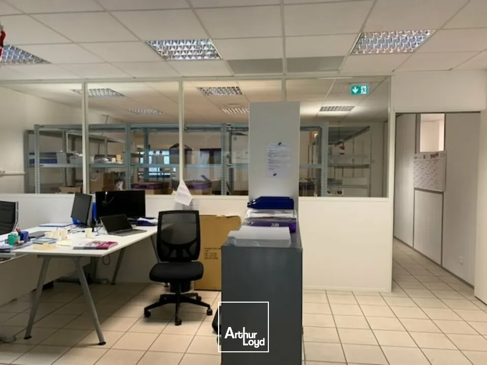 Bureaux - Location - ENTRAIGUES SUR LA SORGUE - 84320 - 280-451 - 7610947