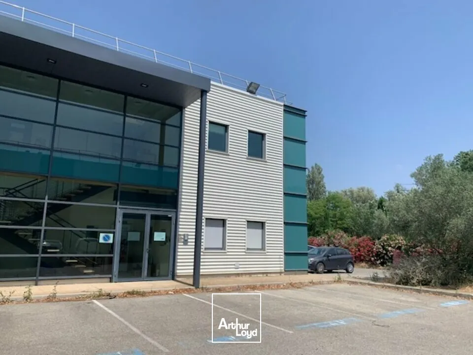 Bureaux - Location - ENTRAIGUES SUR LA SORGUE - 84320 - 464-464 - 7610951