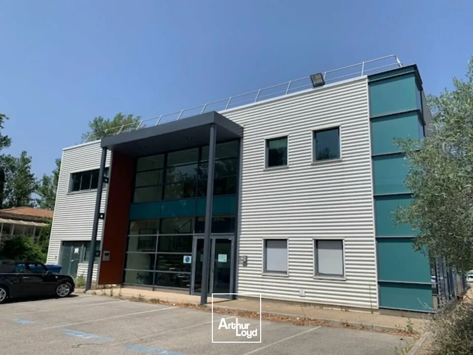 Bureaux - Location - ENTRAIGUES SUR LA SORGUE - 84320 - 464-464 - 7610952