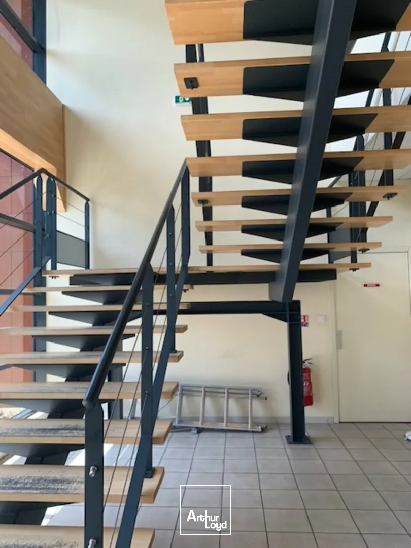 Bureaux - Location - ENTRAIGUES SUR LA SORGUE - 84320 - 464-464 - 7610953