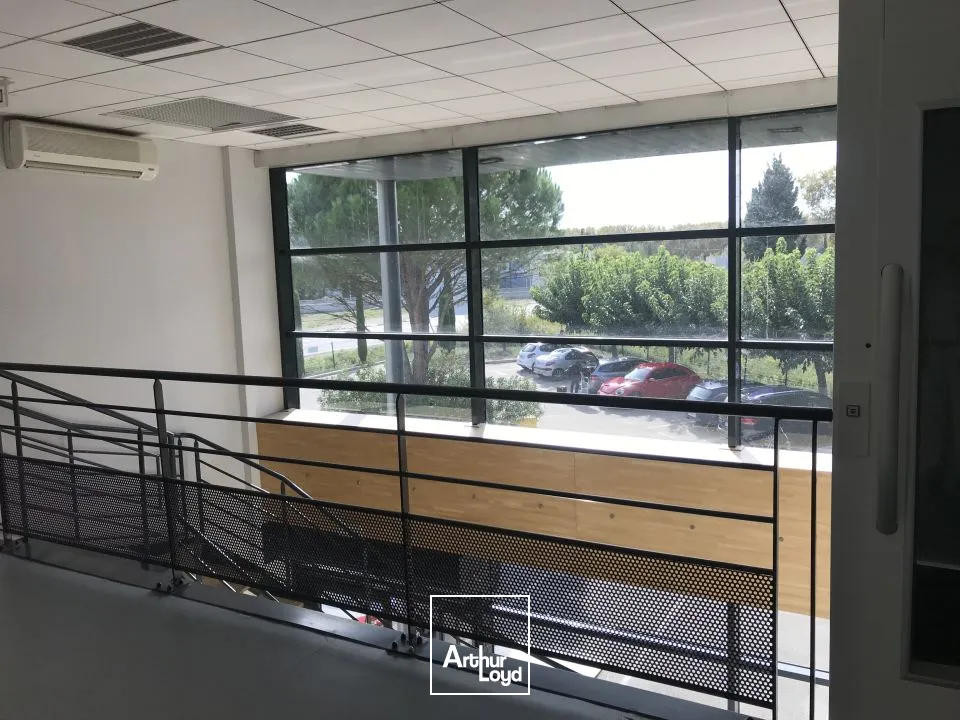 Bureaux - Location - ENTRAIGUES SUR LA SORGUE - 84320 - 464-464 - 7610948