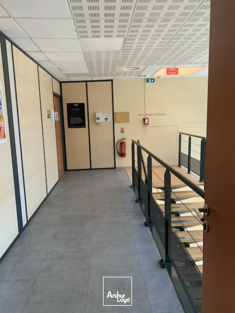 Bureaux - Location - ENTRAIGUES SUR LA SORGUE - 84320 - 464-464 - 7610956