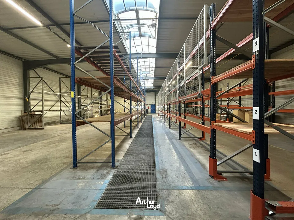 Locaux d'activité & Entrepôts - Vente - SAINT-AVOLD - 57500 - 850-850 - 7610974