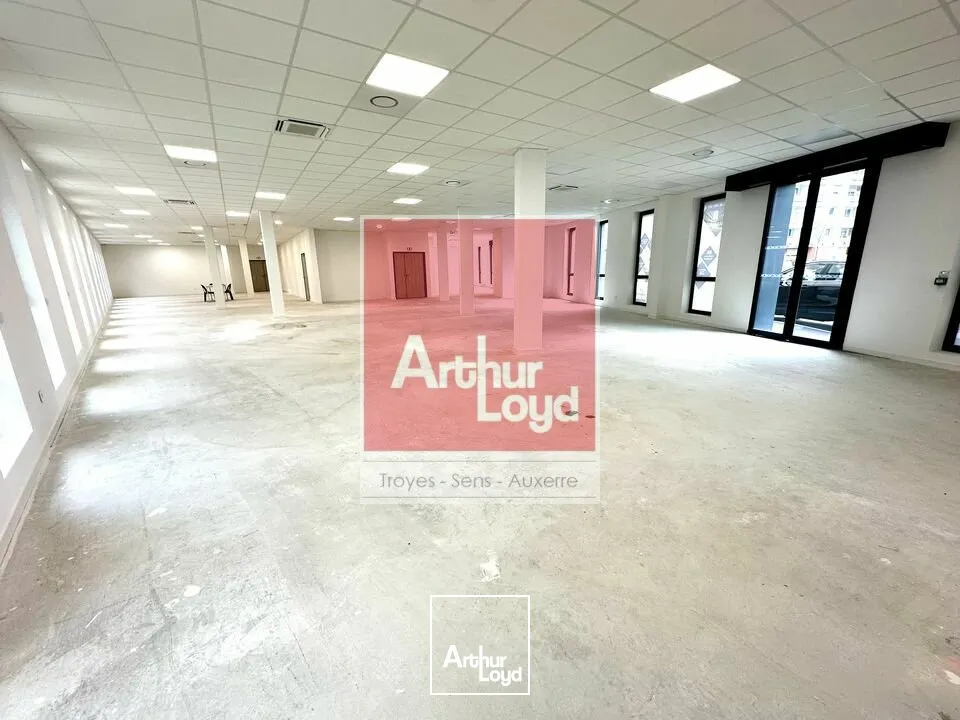 Bureaux - Location - TROYES - 10000 - 426.1-426.1 - 7611075