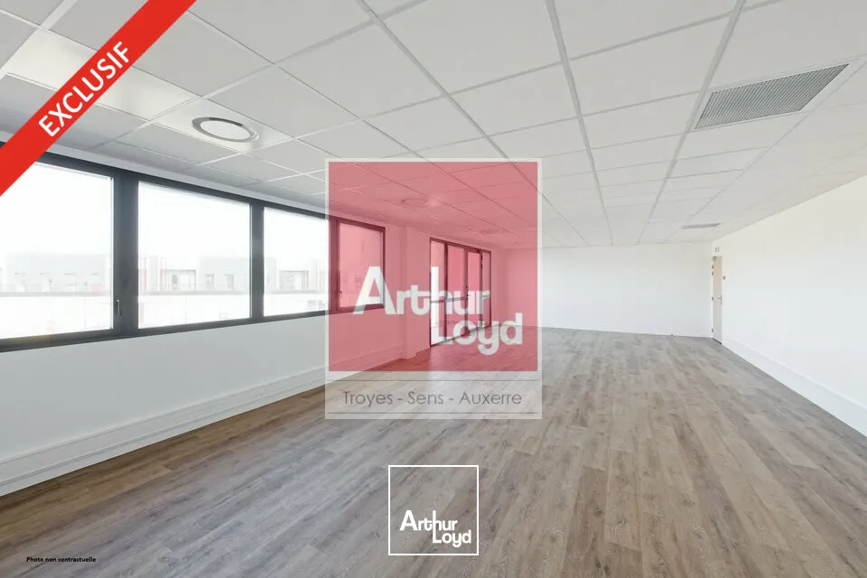 Locaux d'activité & Entrepôts - Location - LAVAU - 10150 - 544-544 - 7611100