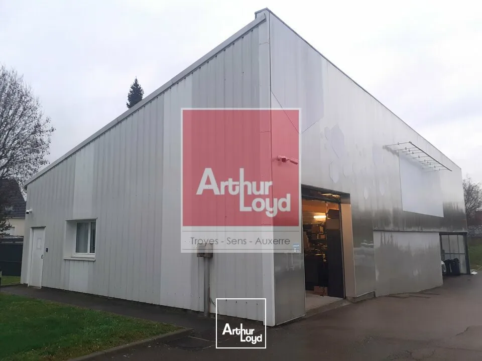 Locaux d'activité & Entrepôts - Location - BRÉVIANDES - 10450 - 904.72-904.72 - 7611109