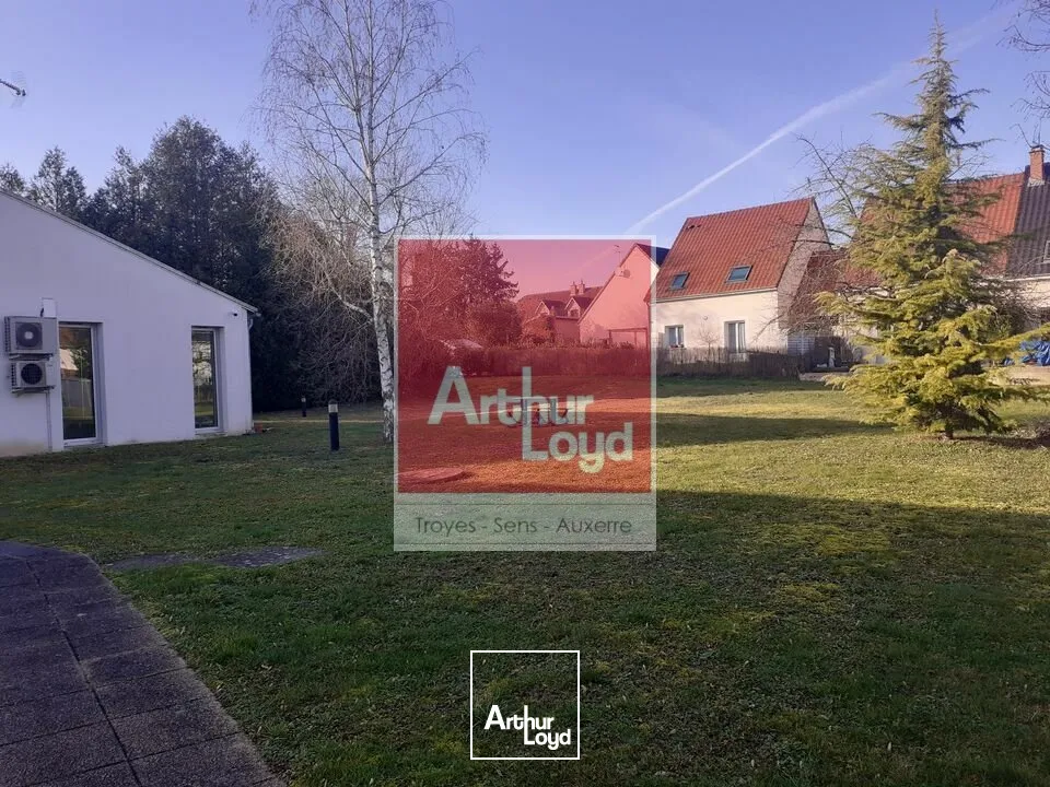 Locaux d'activité & Entrepôts - Location - BRÉVIANDES - 10450 - 904.72-904.72 - 7611112