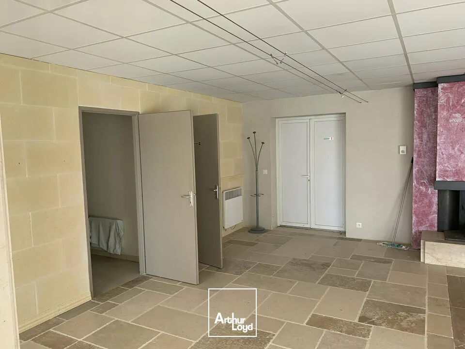 Locaux d'activité & Entrepôts - Vente - CHAZELLES - 16380 - 373-373 - 7611182