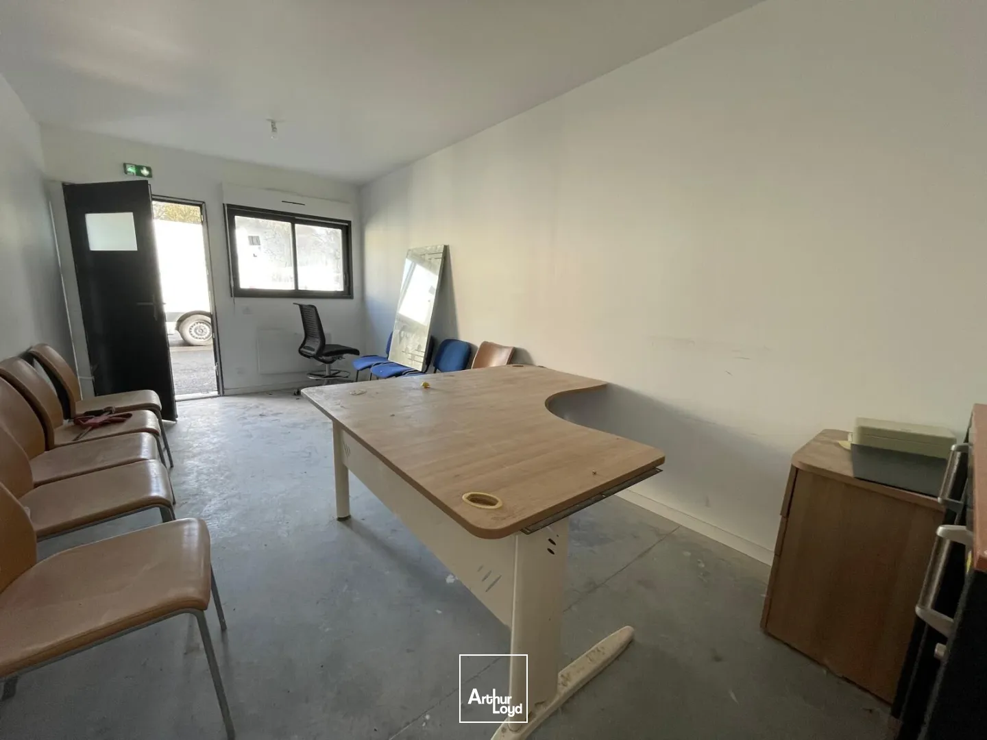 Locaux d'activité & Entrepôts - Location - BRECH - 56400 - 151-151 - 7611232