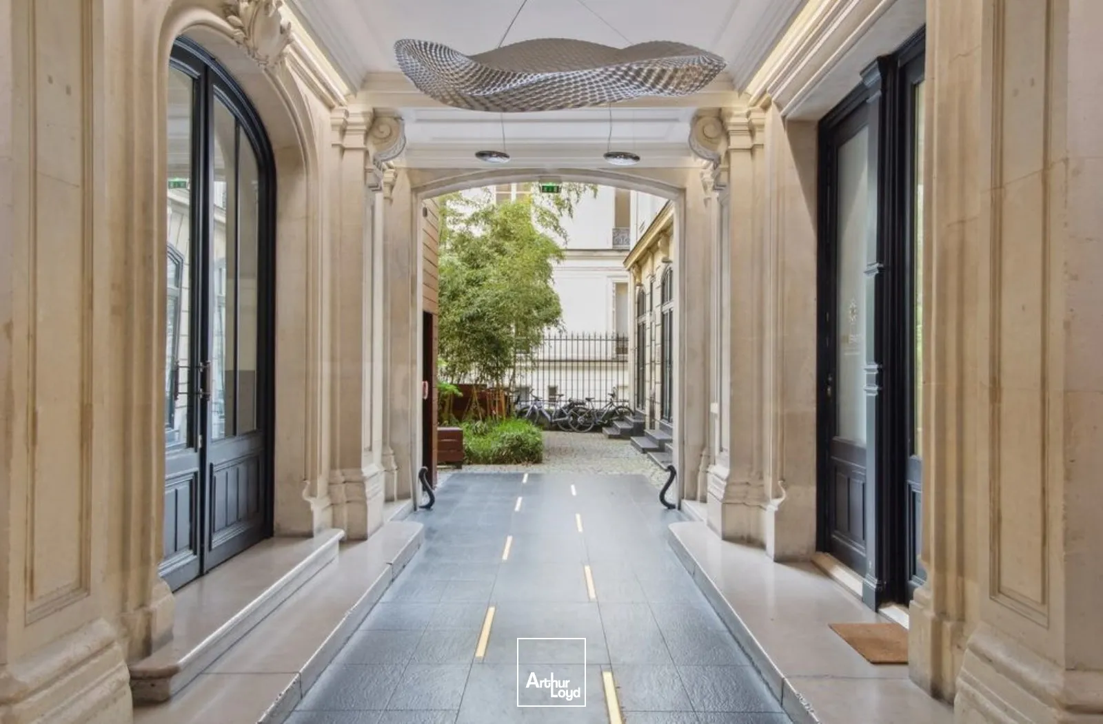 Bureaux - Location - PARIS - 75008 - 63-130 - 7611378