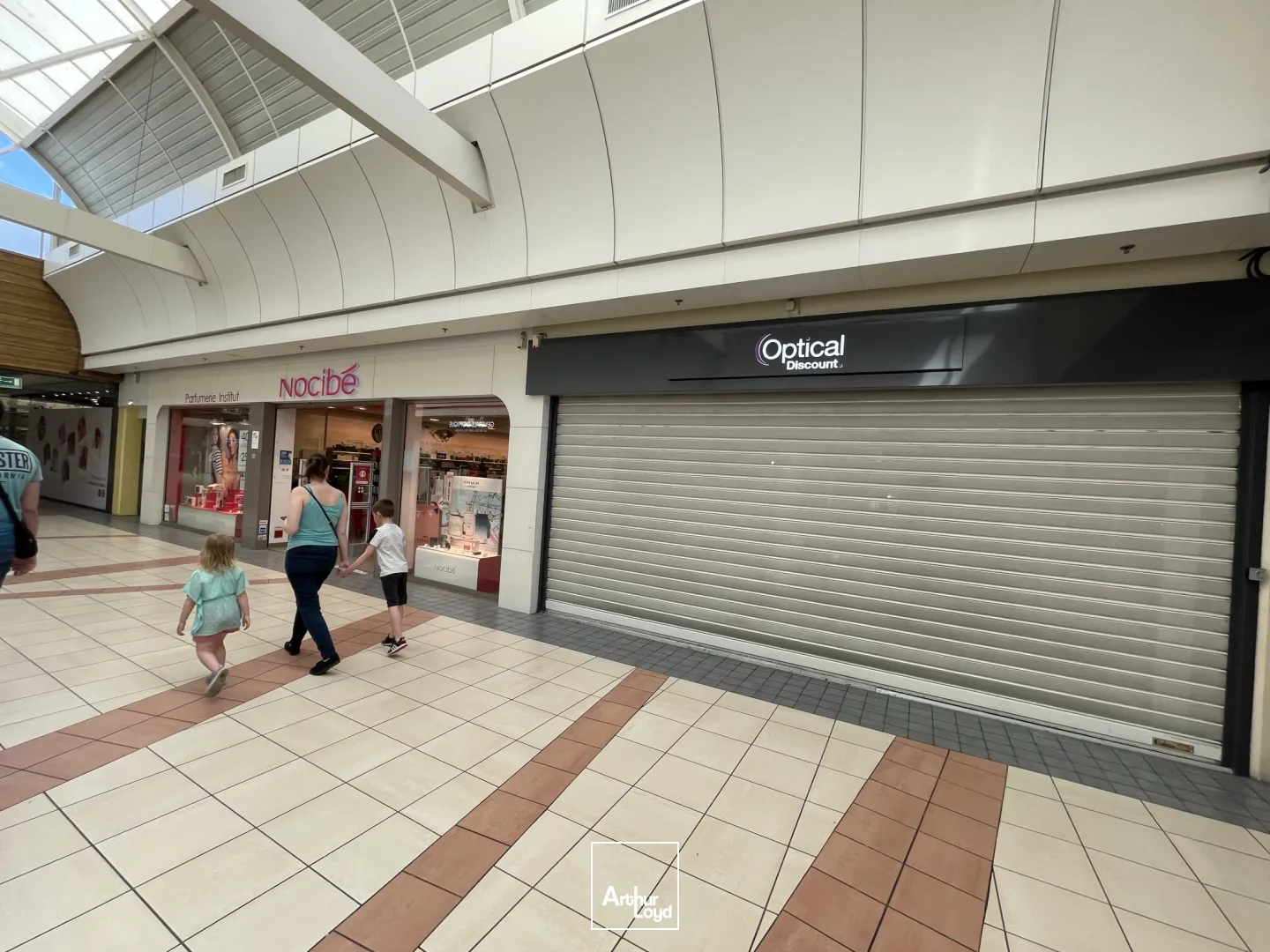 Locaux commerciaux - Location - SIN LE NOBLE - 59450 - 51-51 - 7611389