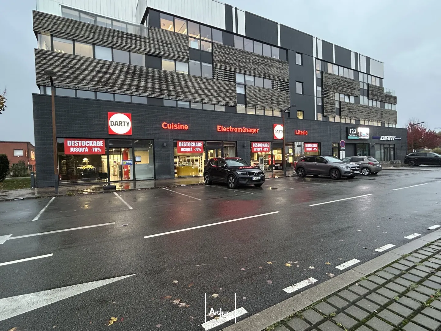 Locaux commerciaux - Location - MARQUETTE LEZ LILLE - 59520 - 500-500 - 7611423