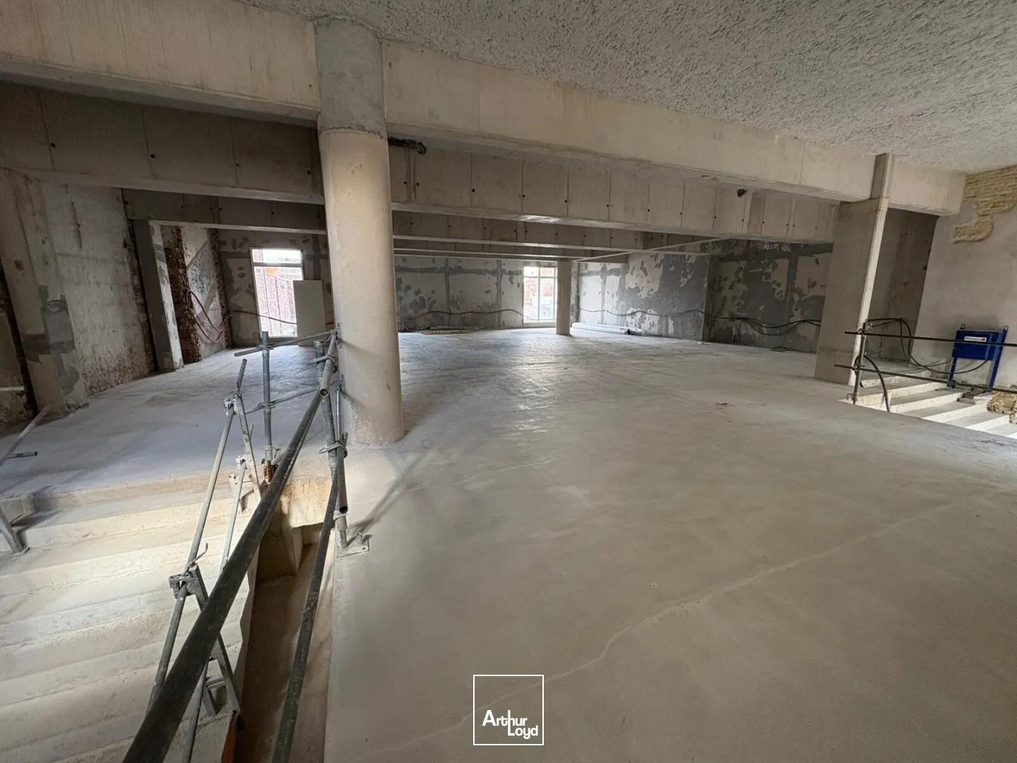 Locaux commerciaux - Location - SAINT OMER - 62500 - 236-530 - 7611485