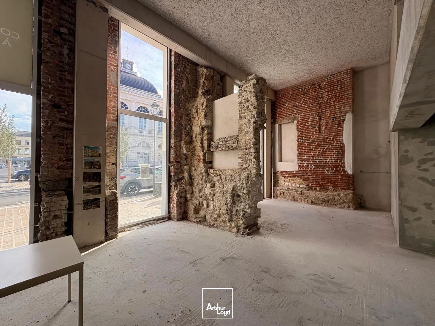 Locaux commerciaux - Location - SAINT OMER - 62500 - 236-530 - 7611492